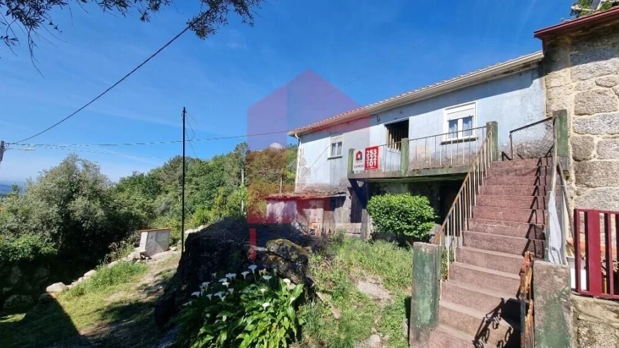 Moradia T1 para Venda em Cibões e Brufe