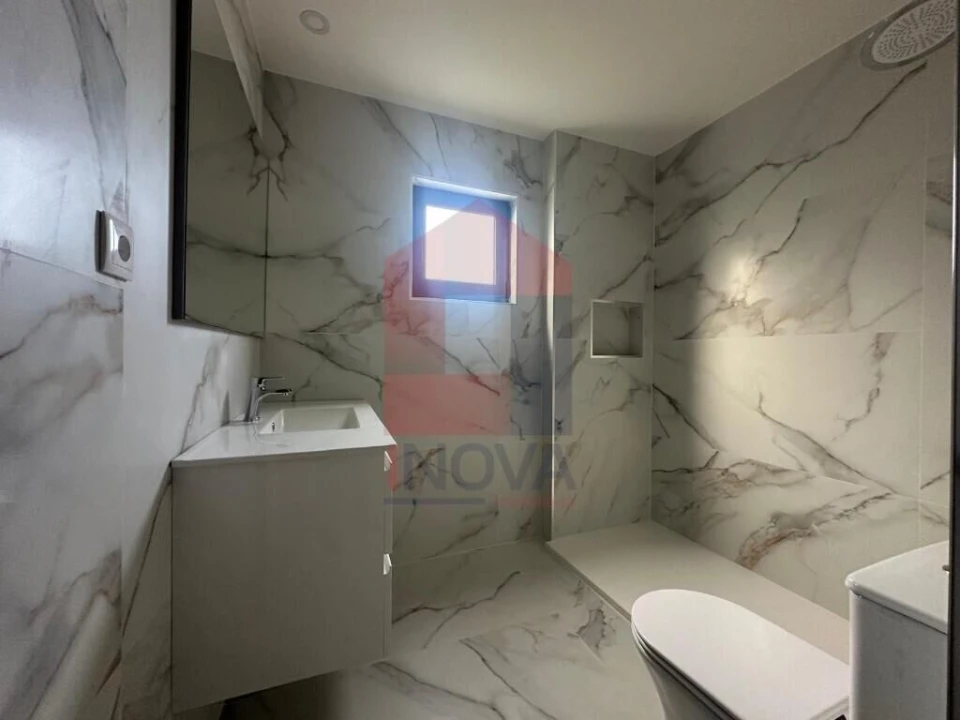 Moradia T5 para Venda em Marrancos e Arcozelo Foto 10