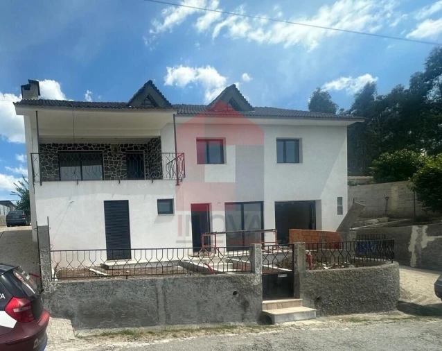 Moradia T5 para Venda em Marrancos e Arcozelo Foto 30