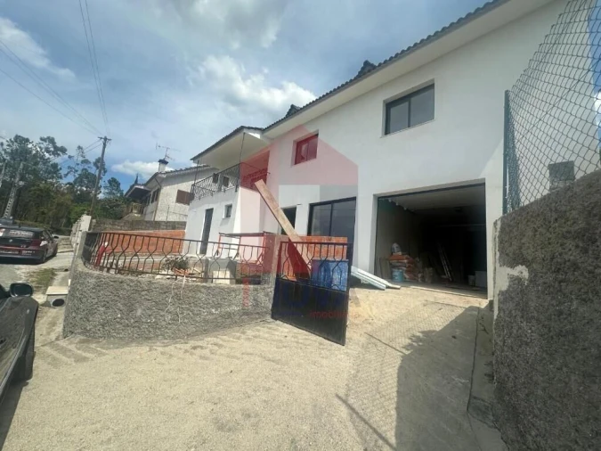 Moradia T5 para Venda em Marrancos e Arcozelo Foto 31