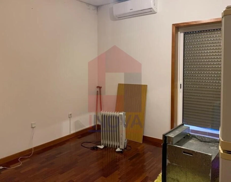 Apartamento T3 para Venda em Caldelas, Sequeiros e Paranhos Foto 9