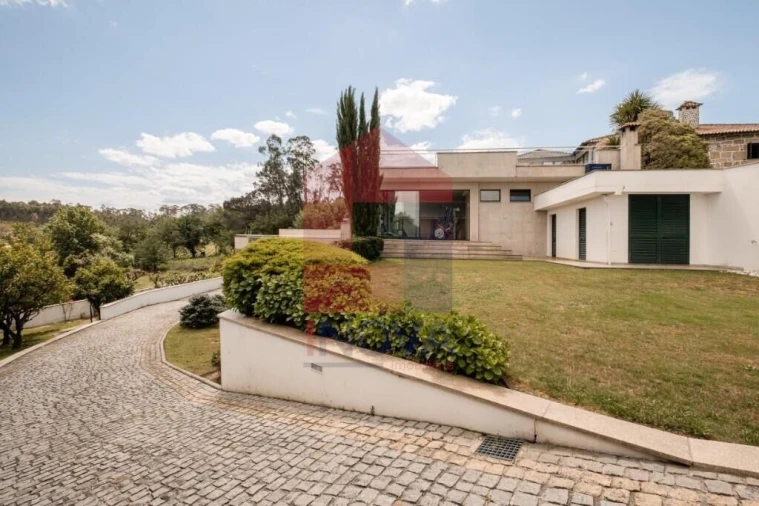 Moradia T4 para Venda em Pico de Regalados, Gondiães e Mós Foto 50