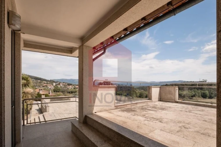 Moradia T4 para Venda em Pico de Regalados, Gondiães e Mós Foto 30