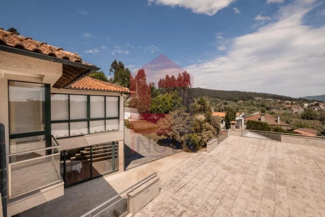 Moradia T4 para Venda em Pico de Regalados, Gondiães e Mós Foto 35