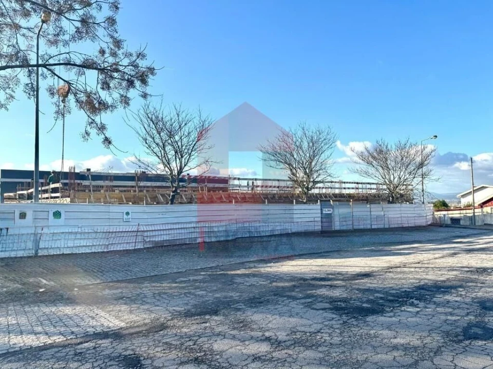 Apartamento T3 para Venda em Braga (Maximinos, Sé e Cividade) Foto 13