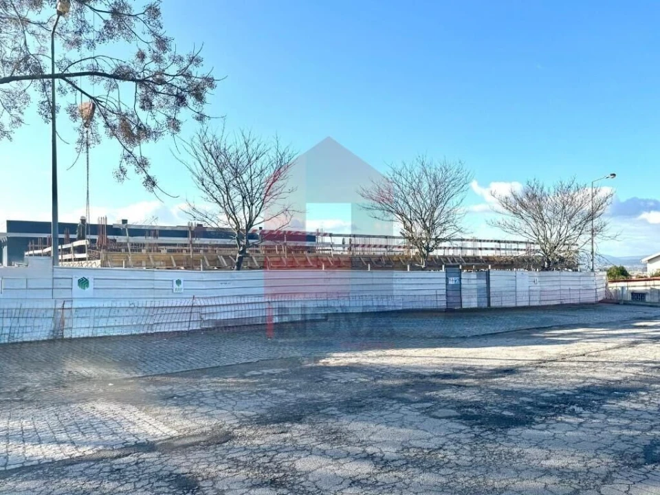 Apartamento T2 para Venda em Braga (Maximinos, Sé e Cividade) Foto 11