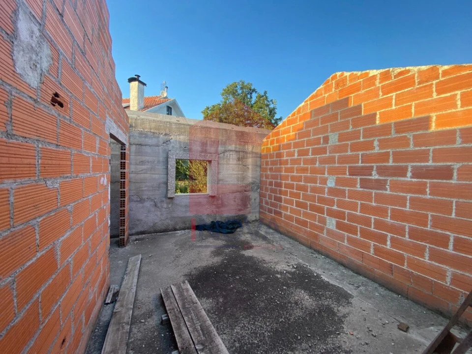 Moradia T4 para Venda em Sande, Vilarinho, Barros e Gomide Foto 7