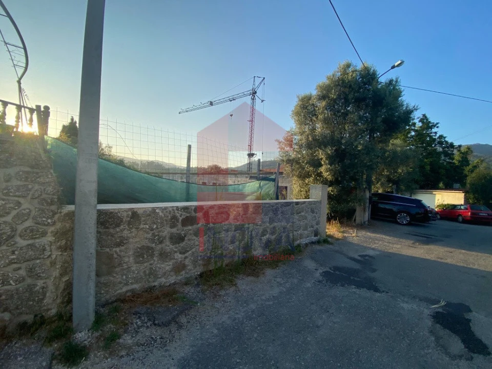 Moradia T4 para Venda em Sande, Vilarinho, Barros e Gomide Foto 25