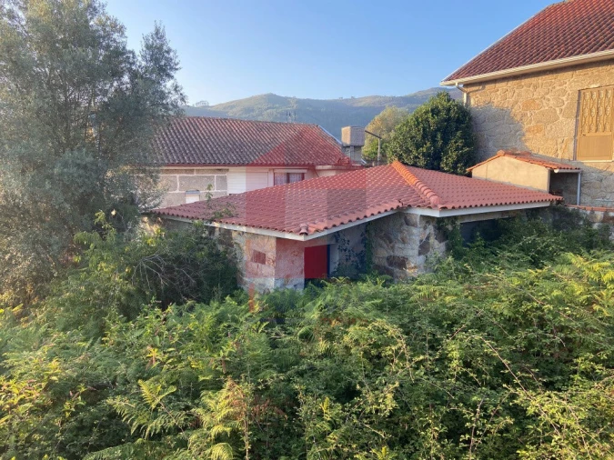 Moradia T4 para Venda em Sande, Vilarinho, Barros e Gomide Foto 14