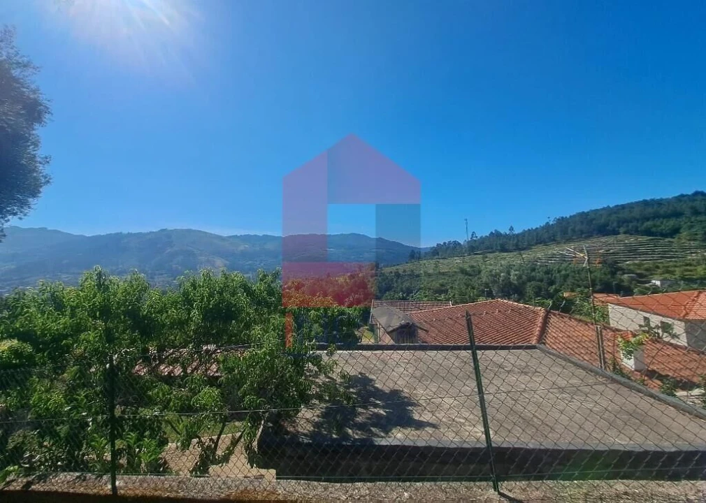 Moradia T0 para Venda em Oriz (Santa Marinha) e Oriz (São Miguel) Foto 12