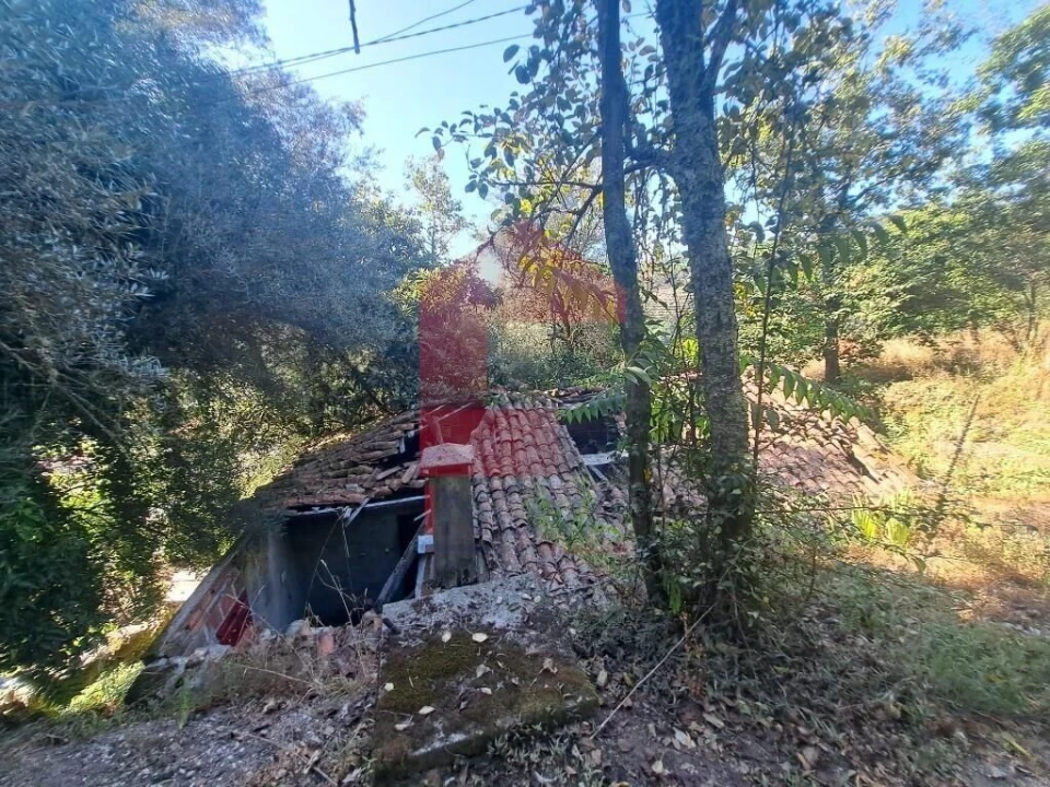 Moradia T0 para Venda em Oriz (Santa Marinha) e Oriz (São Miguel) Foto 6