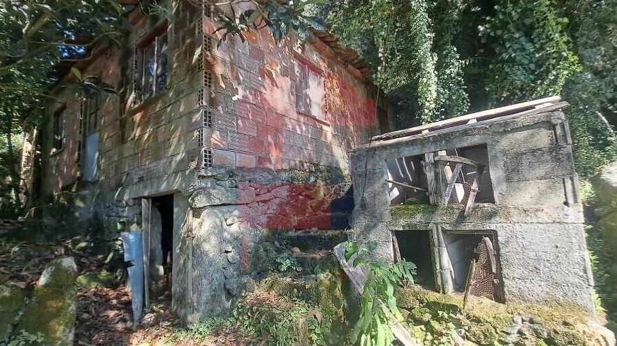 Moradia T0 para Venda em Oriz (Santa Marinha) e Oriz (São Miguel)