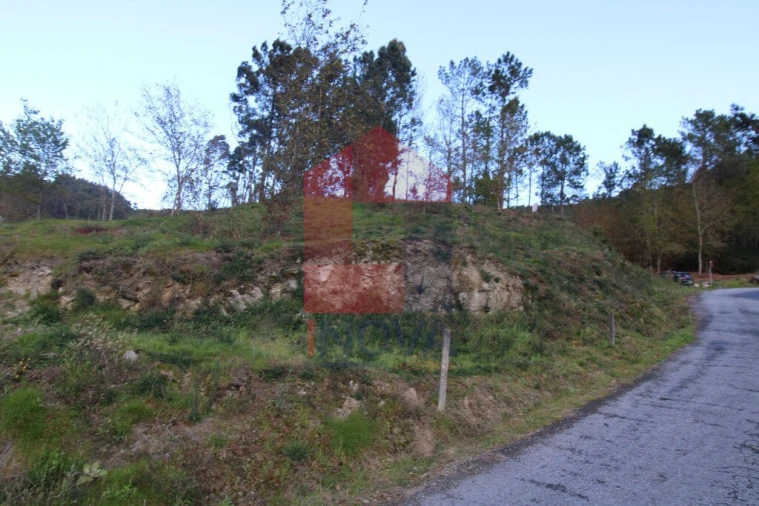 Terreno para Venda em Sande, Vilarinho, Barros e Gomide Foto 45