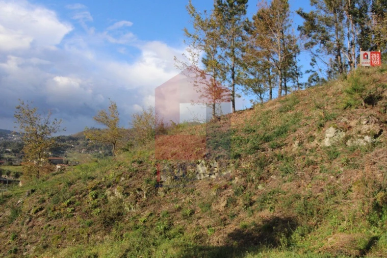 Terreno para Venda em Sande, Vilarinho, Barros e Gomide Foto 3