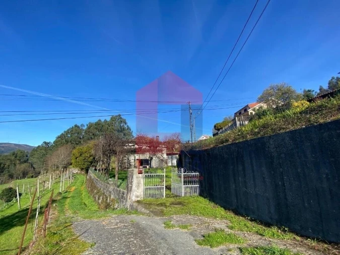 Moradia T3 para Venda em Sande, Vilarinho, Barros e Gomide Foto 51