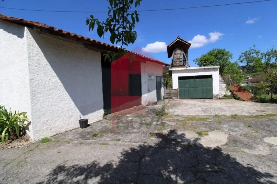 Moradia T3 para Venda em Escariz (São Mamede) e Escariz (São Martinho) Foto 28