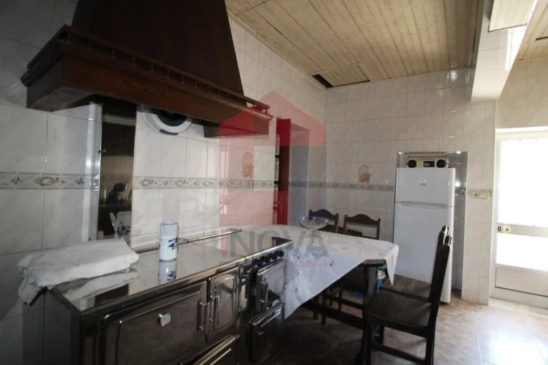 Moradia T3 para Venda em Escariz (São Mamede) e Escariz (São Martinho) Foto 5