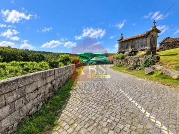Terreno para Venda em Cibões e Brufe
