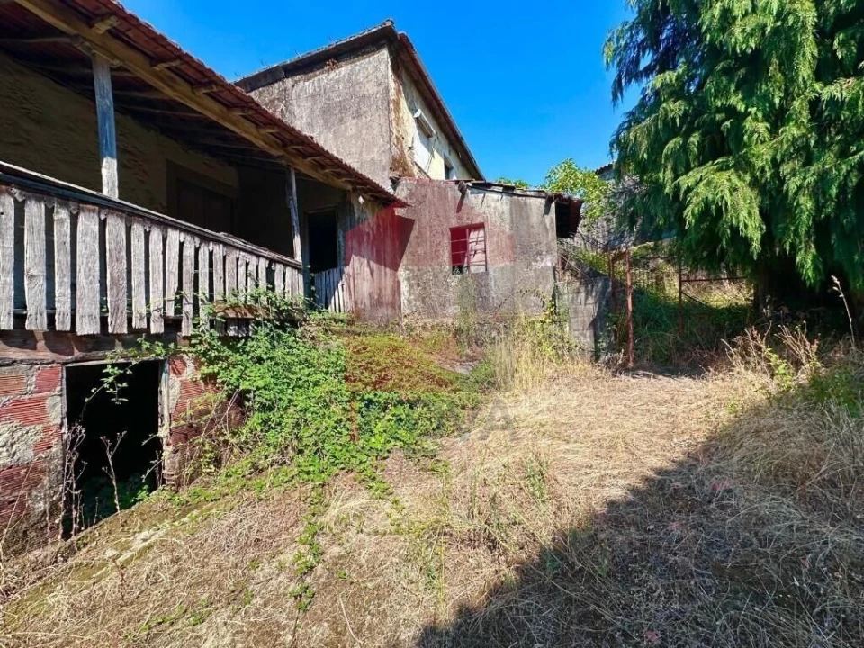 Moradia T4 para Venda em Chorense e Monte Foto 3