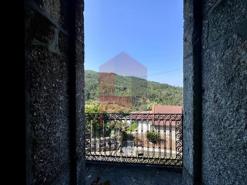 Moradia T4 para Venda em Chorense e Monte Foto 8