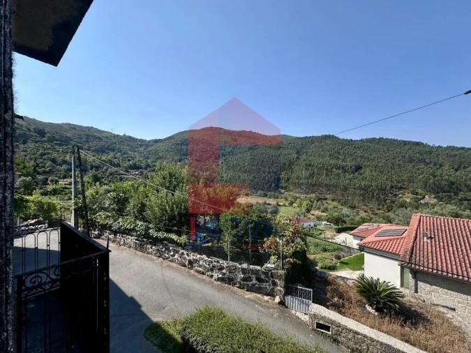 Moradia T4 para Venda em Chorense e Monte Foto 12