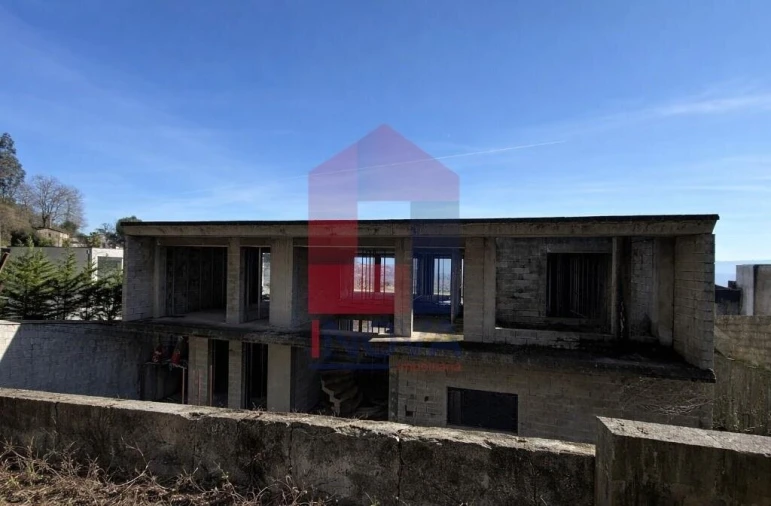 Moradia T4 para Venda em Esqueiros, Nevogilde e Travassós Foto 48