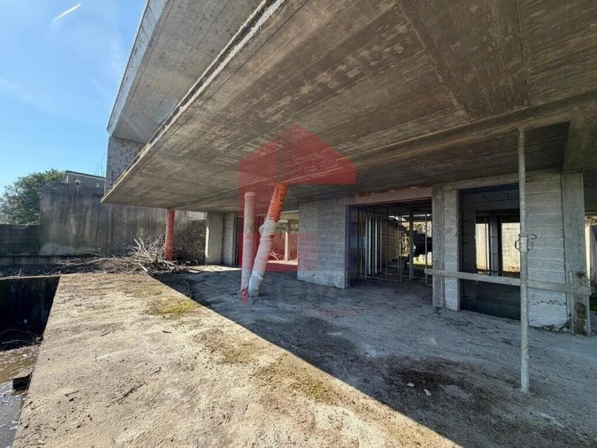 Moradia T4 para Venda em Esqueiros, Nevogilde e Travassós Foto 35