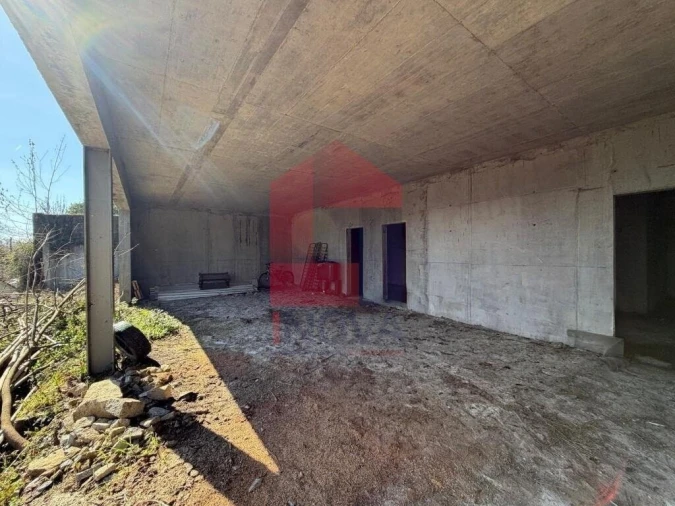 Moradia T4 para Venda em Esqueiros, Nevogilde e Travassós Foto 11