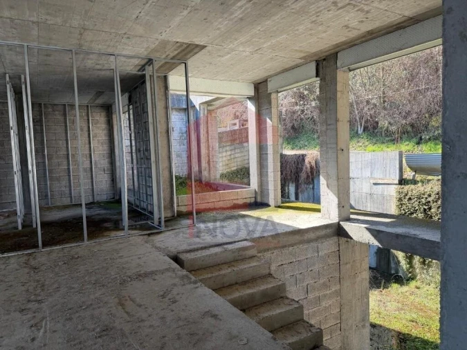 Moradia T4 para Venda em Esqueiros, Nevogilde e Travassós Foto 42