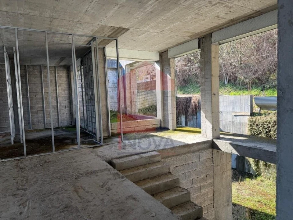 Moradia T4 para Venda em Esqueiros, Nevogilde e Travassós Foto 42