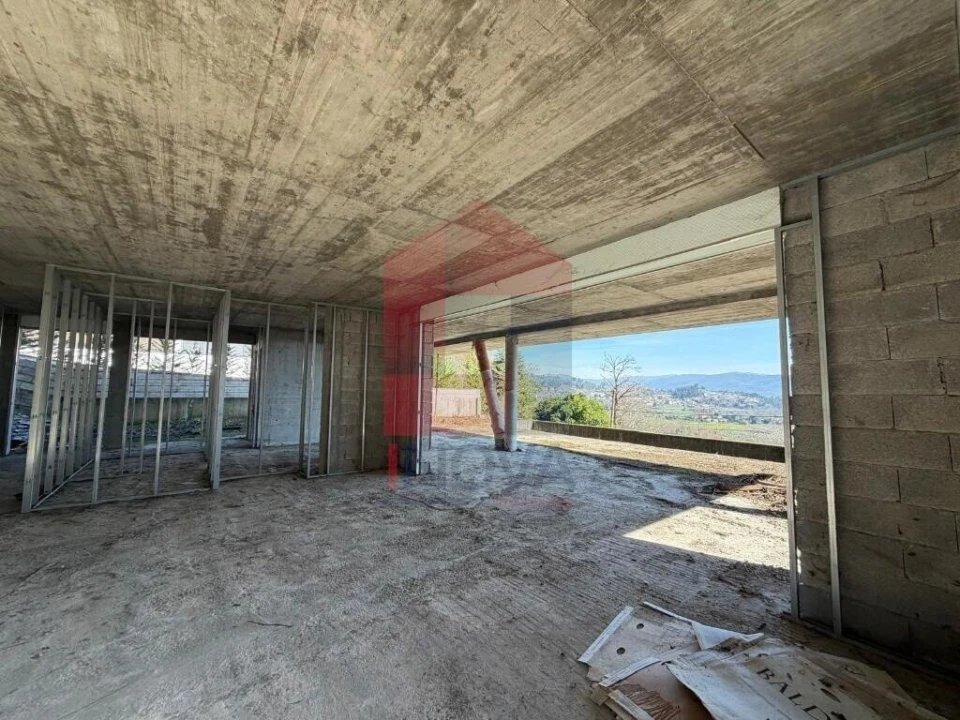 Moradia T4 para Venda em Esqueiros, Nevogilde e Travassós Foto 26