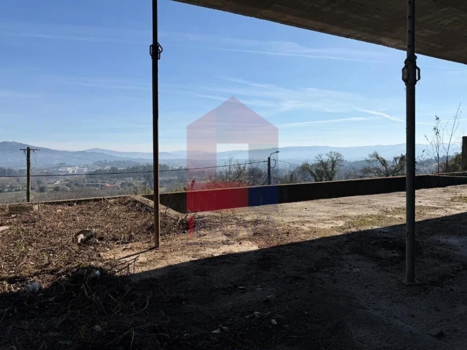 Moradia T4 para Venda em Esqueiros, Nevogilde e Travassós Foto 15