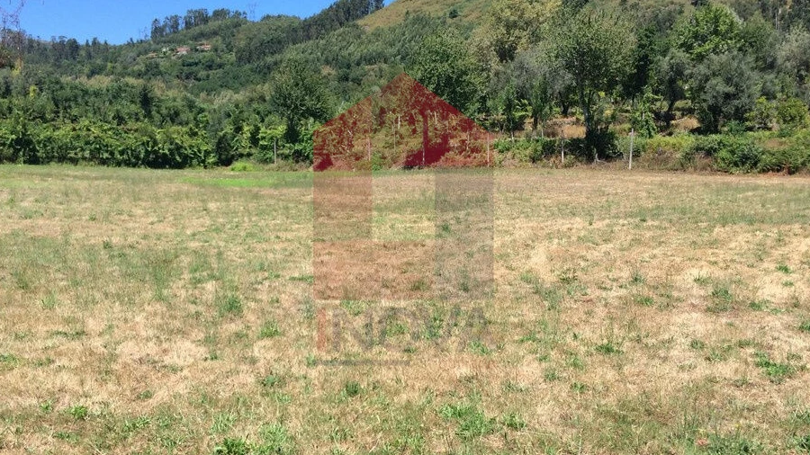 Terreno para Venda em Valbom (São Pedro), Passô e Valbom (São Martinho)