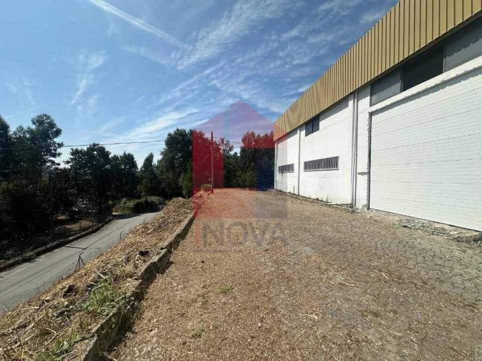 Armazém para Arrendamento em Pico de Regalados, Gondiães e Mós Foto 8