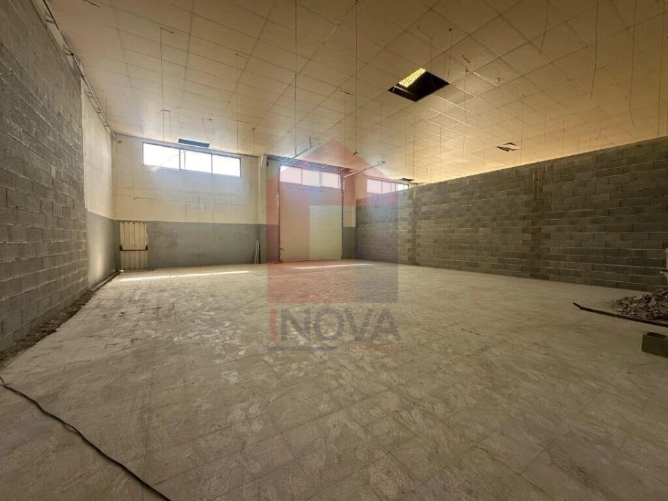 Armazém para Arrendamento em Pico de Regalados, Gondiães e Mós Foto 6