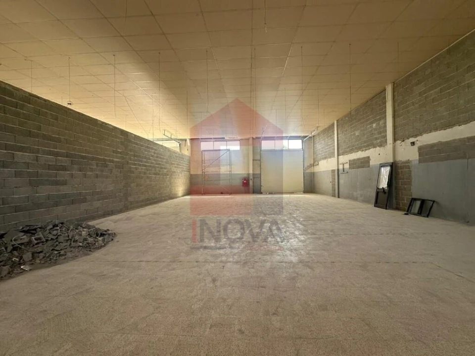 Armazém para Arrendamento em Pico de Regalados, Gondiães e Mós Foto 3