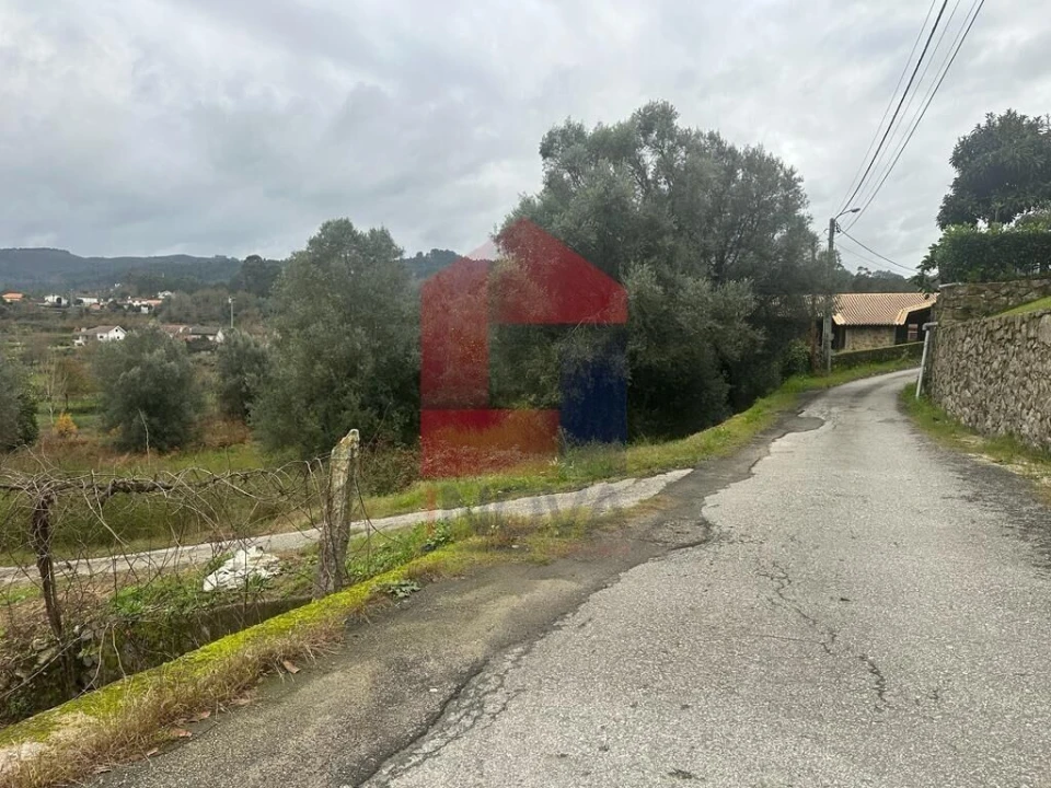 Terreno para Venda em Sande, Vilarinho, Barros e Gomide Foto 9