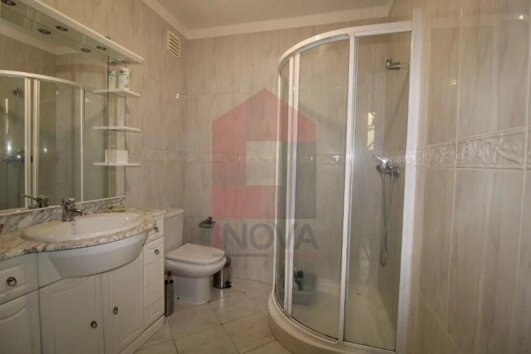 Moradia T4 para Venda em Carreiras (São Miguel) e Carreiras (Santiago) Foto 43