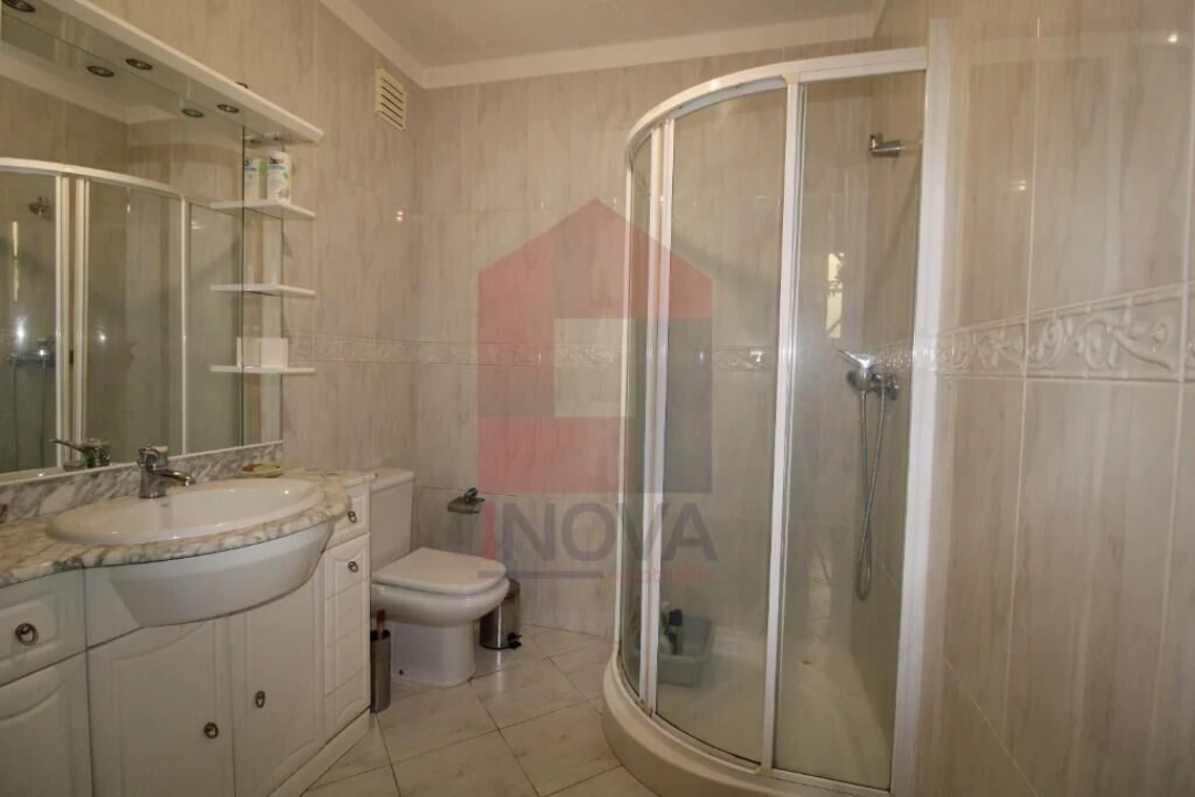 Moradia T4 para Venda em Carreiras (São Miguel) e Carreiras (Santiago) Foto 43