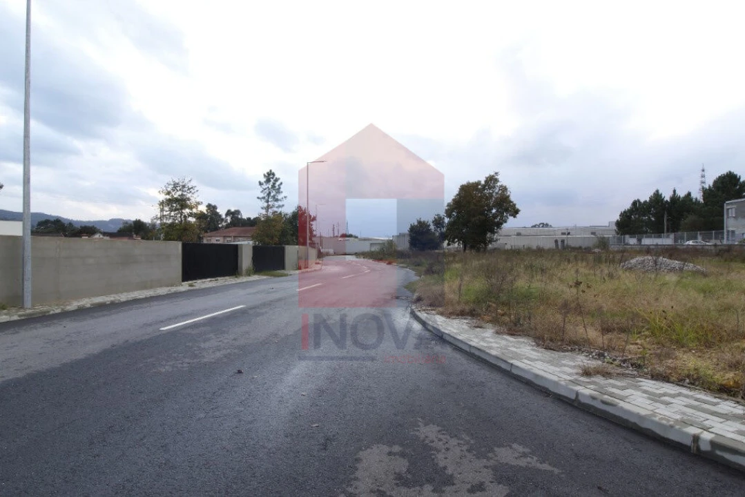 Terreno para Venda em Amares e Figueiredo Foto 7