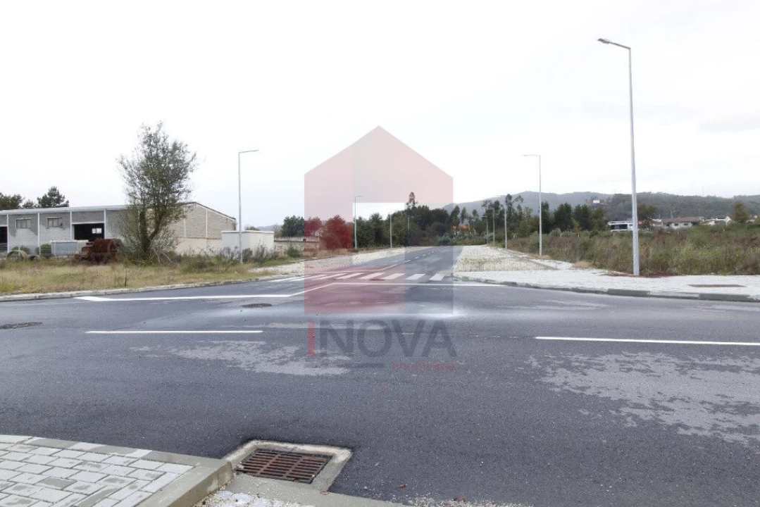 Terreno para Venda em Amares e Figueiredo Foto 8