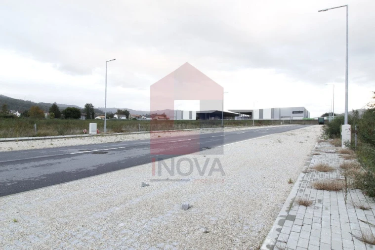 Terreno para Venda em Amares e Figueiredo Foto 9