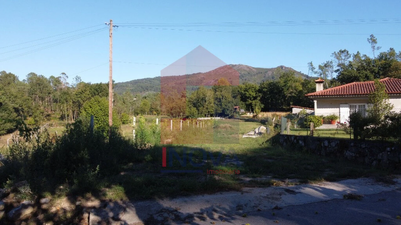 Terreno para Venda em Torre e Portela Foto 31