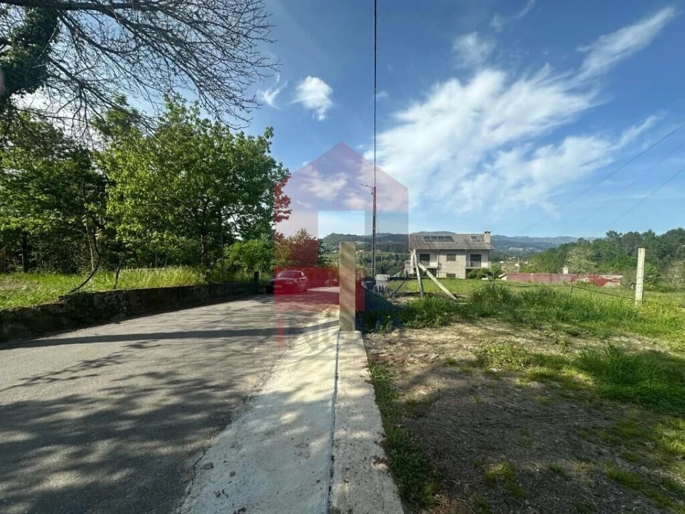 Terreno para Venda em Torre e Portela Foto 8