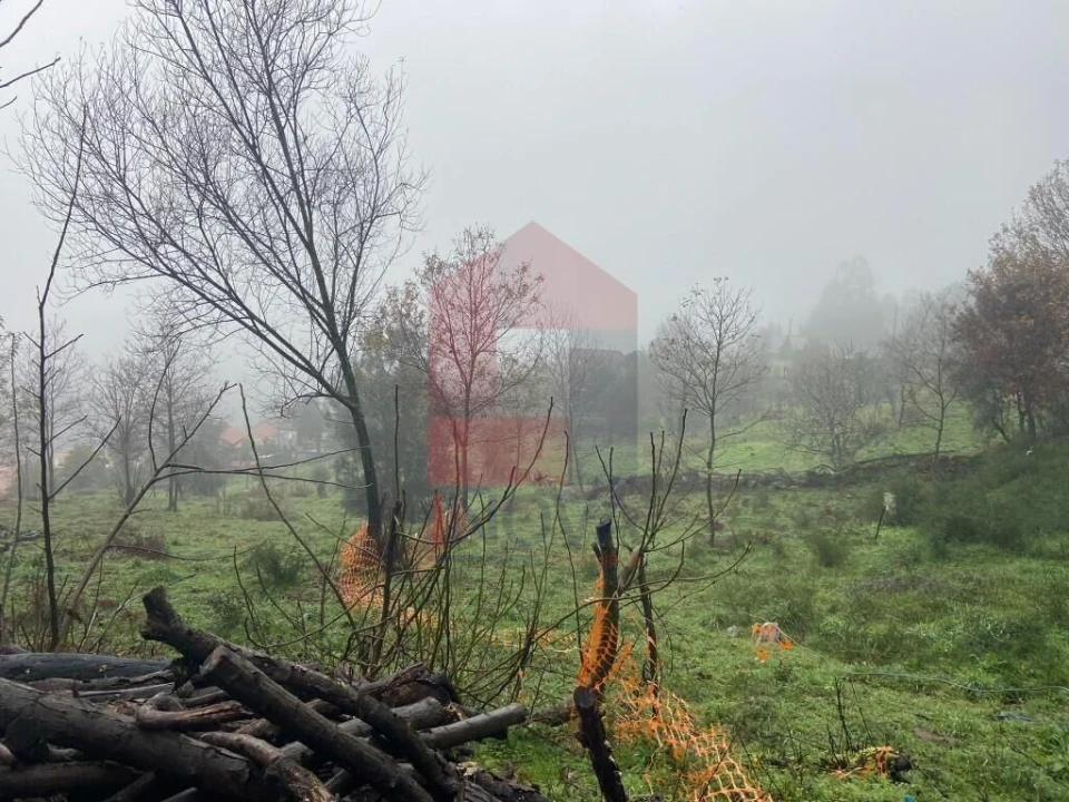 Terreno para Venda em Sande, Vilarinho, Barros e Gomide Foto 3