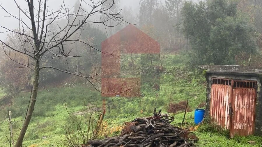 Terreno para Venda em Sande, Vilarinho, Barros e Gomide
