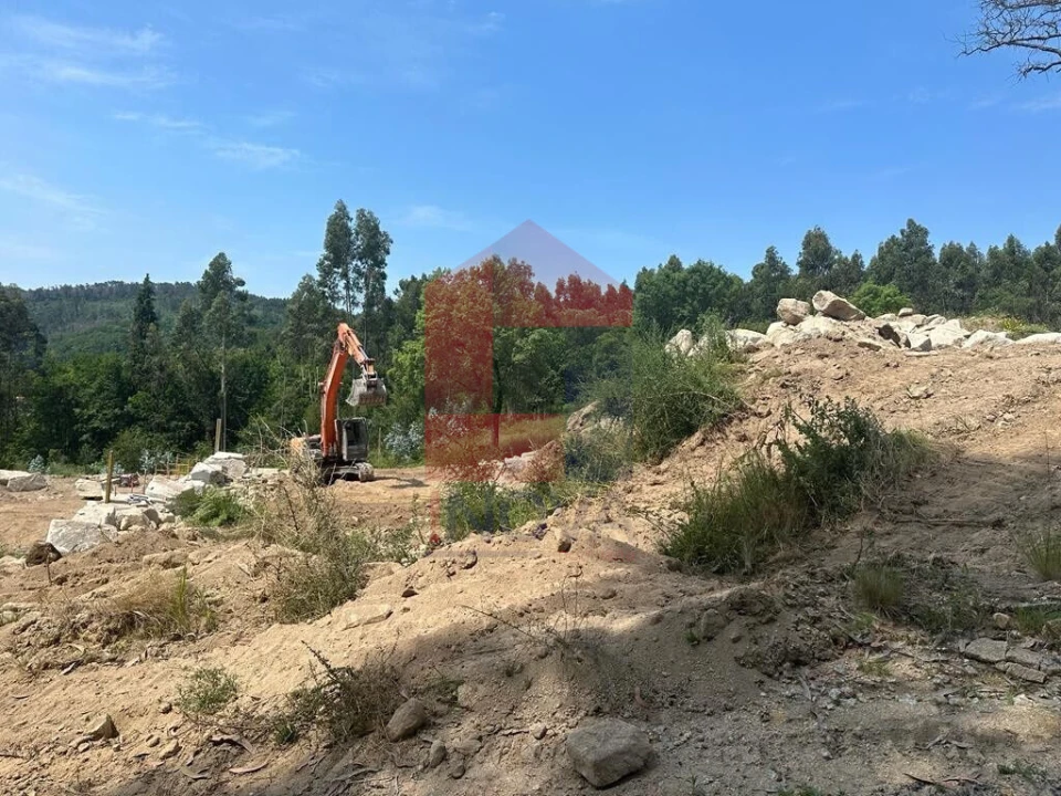 Terreno para Venda em Esqueiros, Nevogilde e Travassós Foto 4