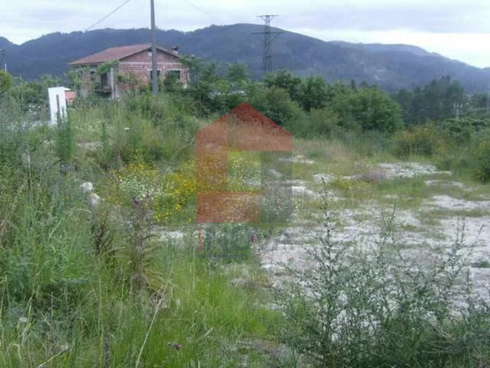 Terreno para Venda em Valbom (São Pedro), Passô e Valbom (São Martinho) Foto 6
