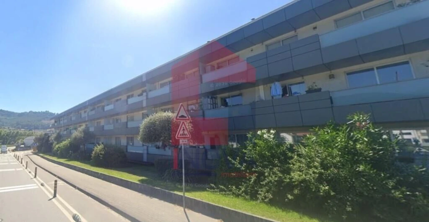 Apartamento T3 para Venda em Este (São Pedro e São Mamede) Foto 2