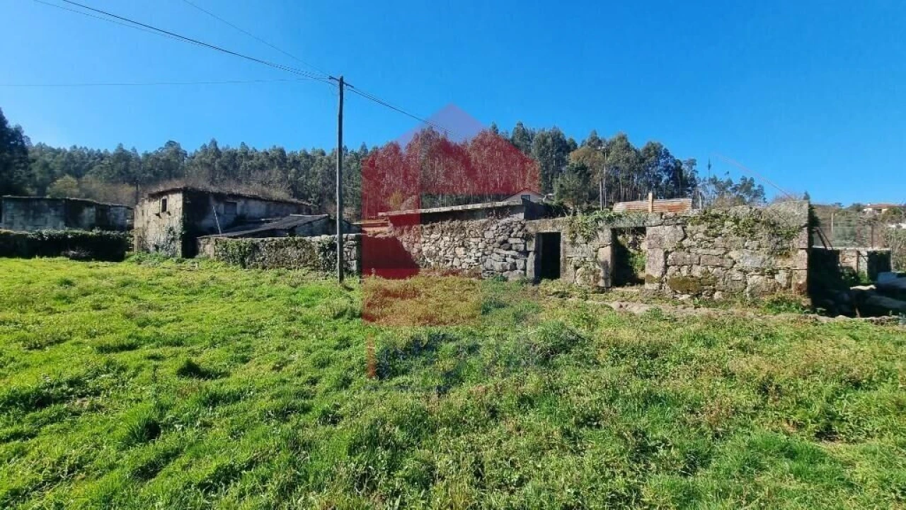Quinta T0 para Venda em Pico de Regalados, Gondiães e Mós Foto 22